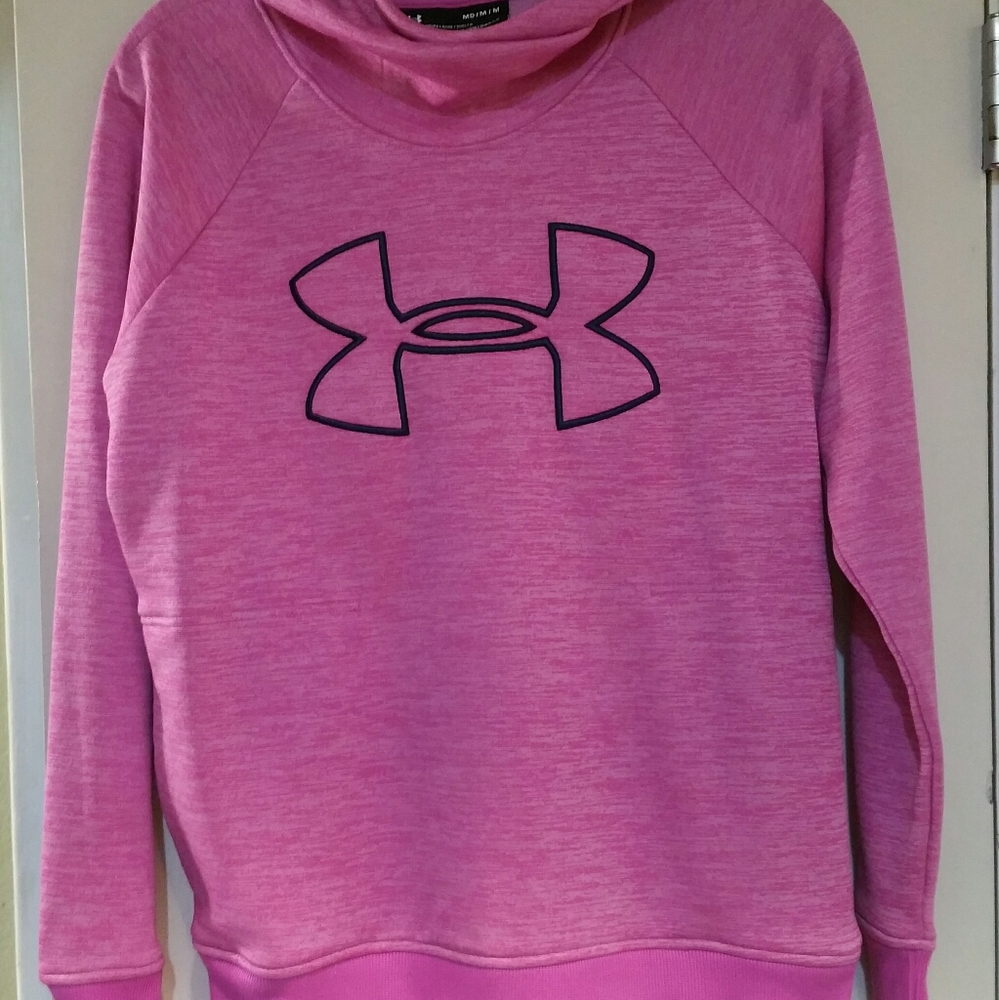 Women's new Under Armour sweatshirt.